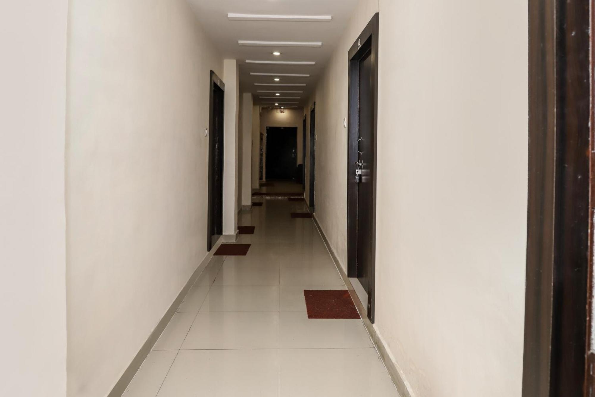 Oyo Hotel Duke Inn Jhānsi Exterior foto